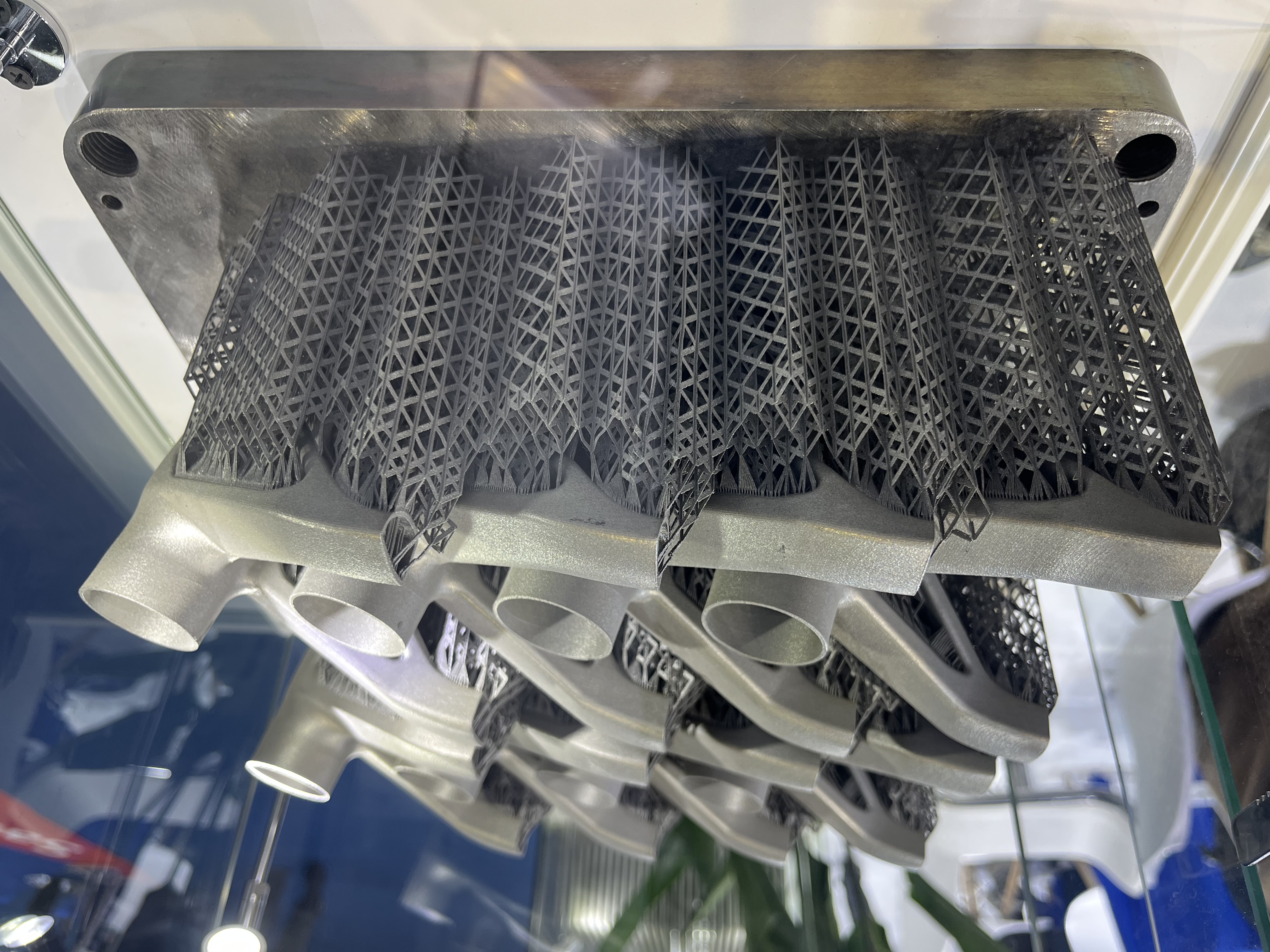 复杂内腔零件的数字化设计与3D打印：突破传统制造的创新之路